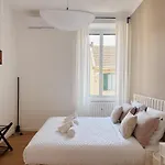 Sempione Designer 2 Bedrooms 24h Supermarket Nightlife Tram To Duomo Lägenhet *