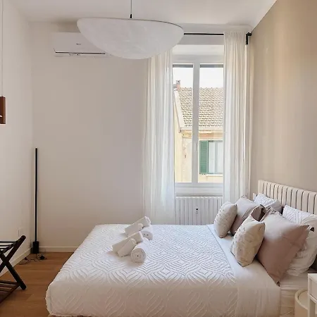 Sempione Designer 2 Bedrooms 24h Supermarket Nightlife Tram To Duomo Apartman *